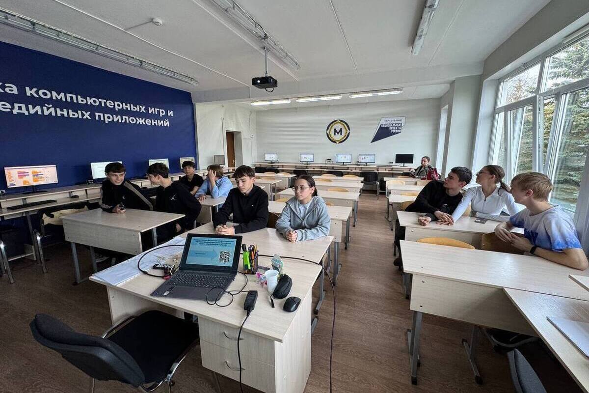 Master-class per studenti a Serpukhov: un'opportunità di apprendimento interattivo e di crescita per gli studenti della Scuola Efficientee