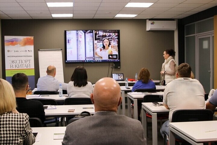 Formazione dei specialisti di Rjazan' per l'esportazione in Cina: un passo verso il rafforzamento delle relazioni economiche tra Russia e Cina