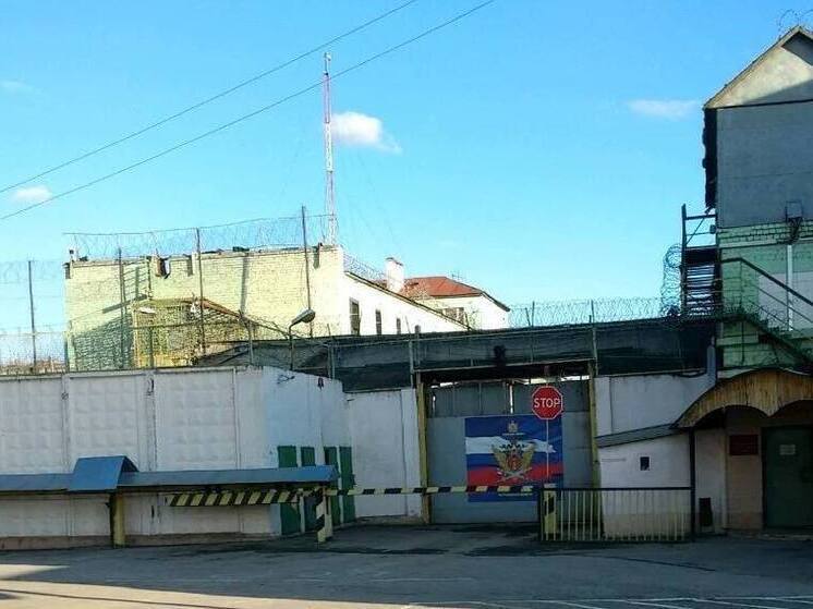 В Рязани осуждённому вынесли приговор за показ тату с экстремистской символикой