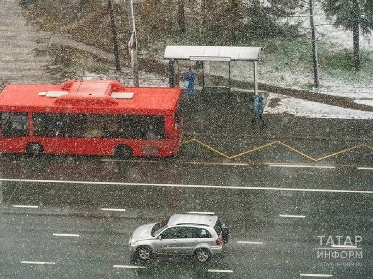 Автомобилистов Татарстана предупредили о гололедице на дорогах