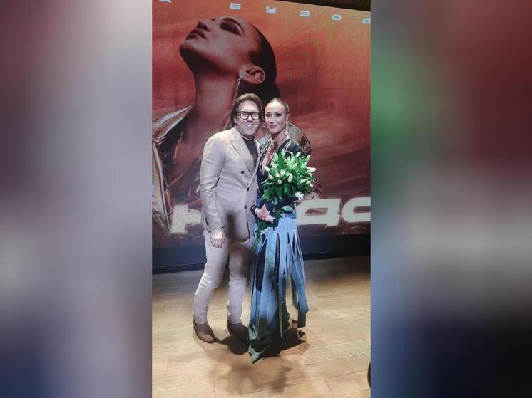 Бузова на девичнике ждала от Андрея Малахова стриптиз