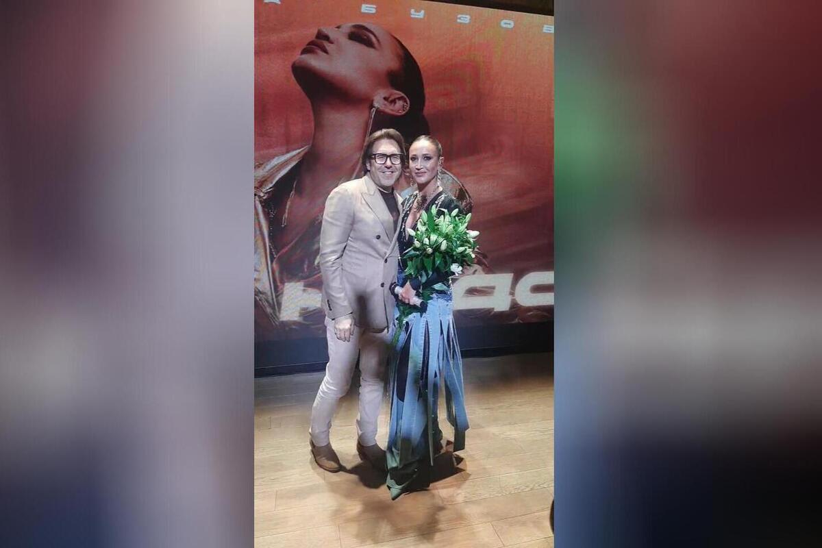 Бузова на девичнике ждала от Андрея Малахова стриптиз