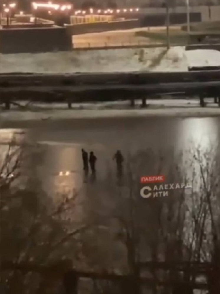 В ЯНАО дети снова рискуют жизнью, выходя на тонкий лед