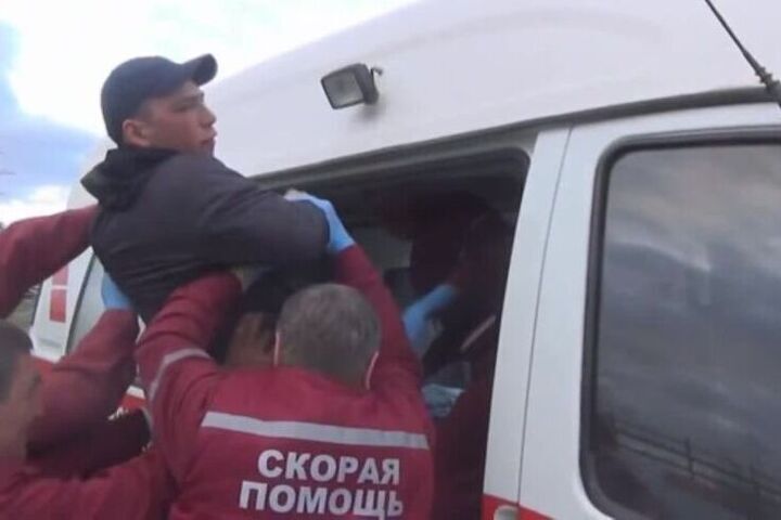 Пытавшегося пройти к Путину кубинца увезли в психбольницу