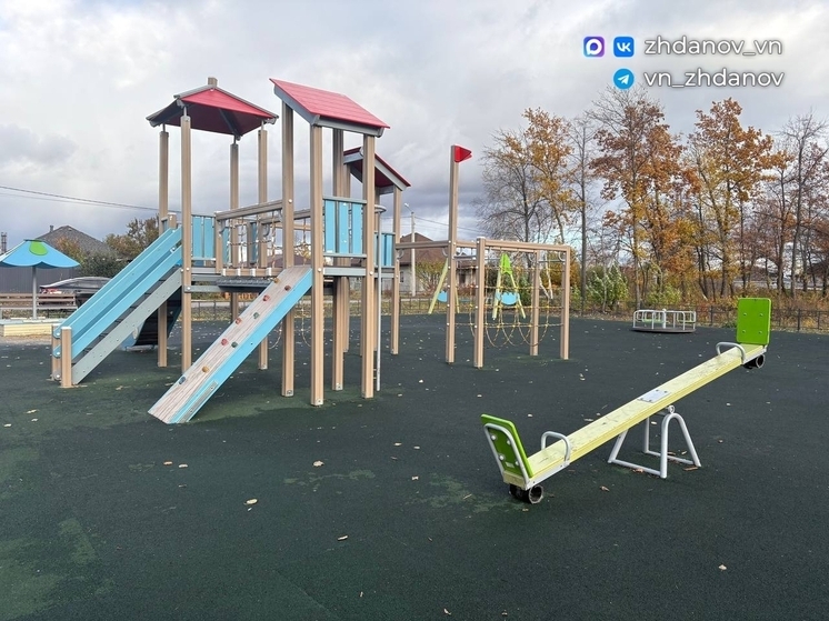 В Лапыгино Белгородской области открыли новую детскую площадку