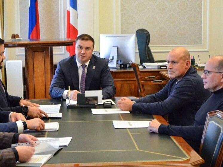 Губернатор Омской области провел встречу с руководством «Фармстандарта»