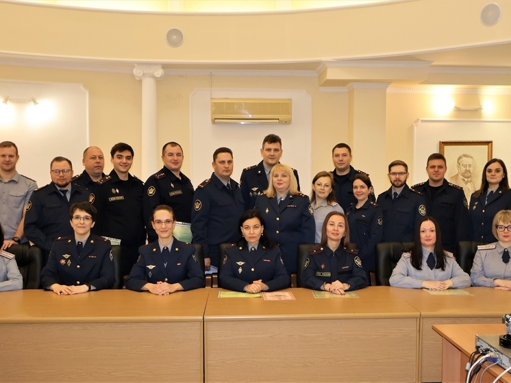 В Псковском филиале Университета ФСИН России завершились курсы повышения квалификации по противодействию коррупции
