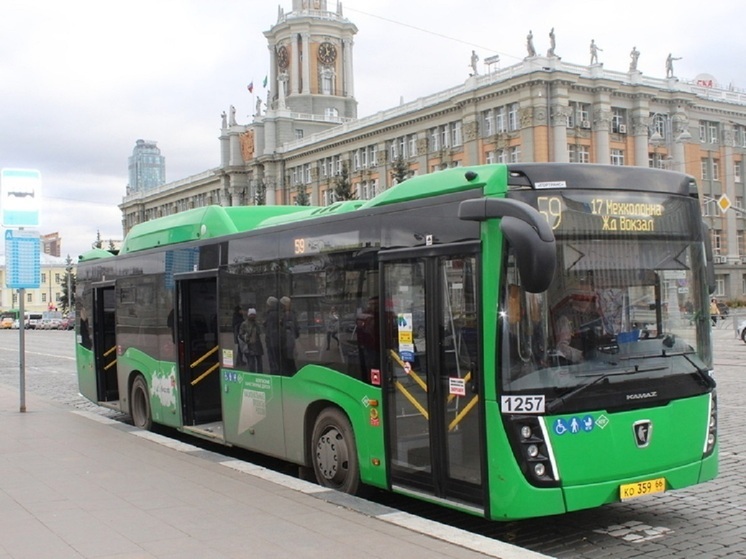 209 новых автобусов получат свердловские муниципалитеты