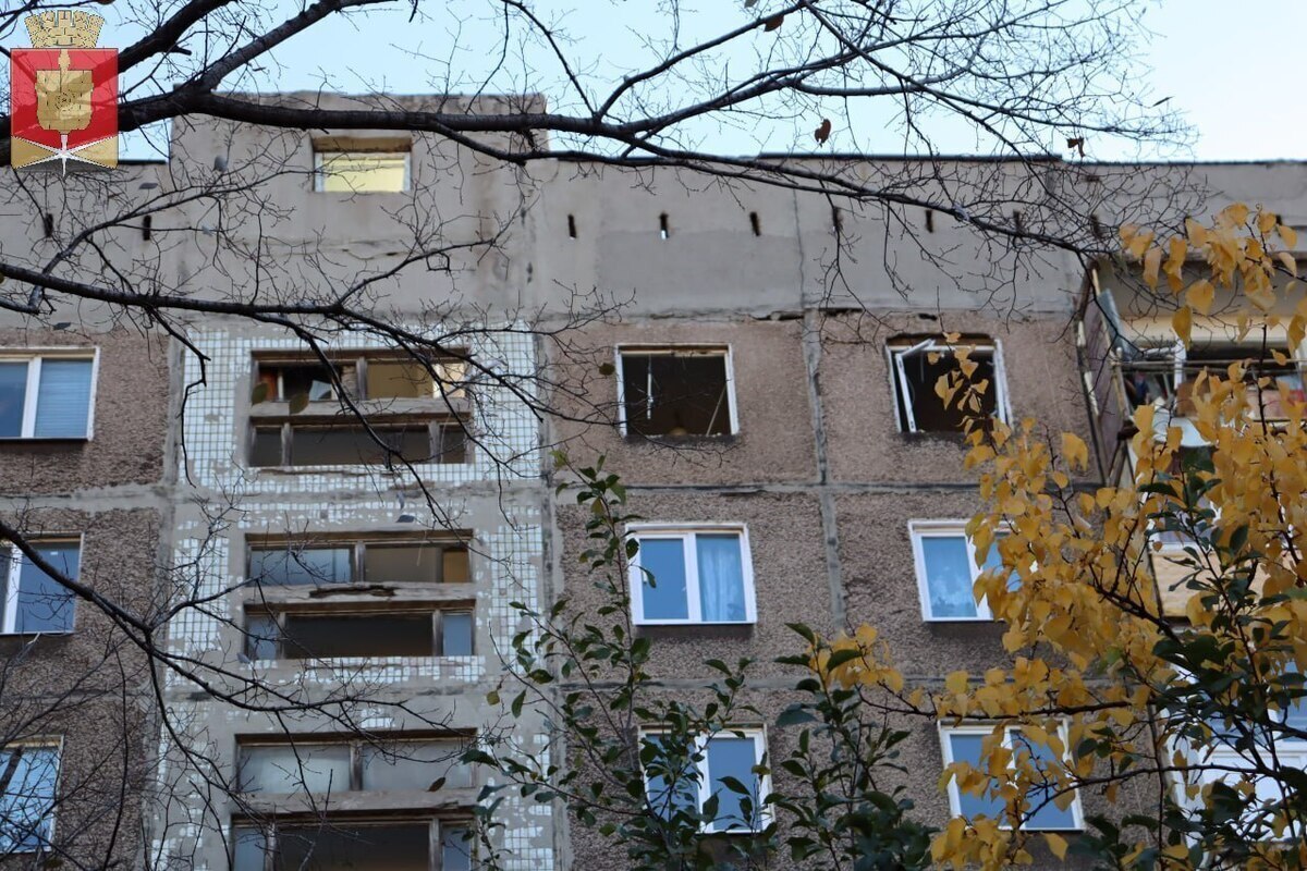 В Алчевске ведется обследование дома, пострадавшего от взрыва 13 октября