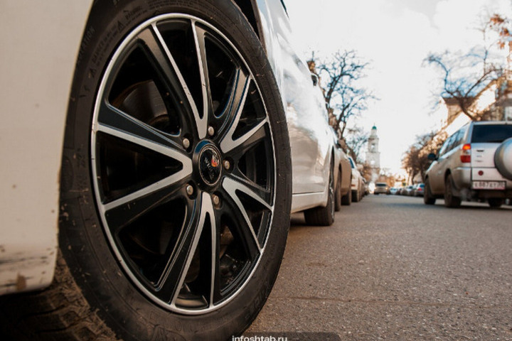 Preparazione dell'auto all'inverno: cosa fare per garantire sicurezza e affidabilità del veicolo durante la stagione fredda