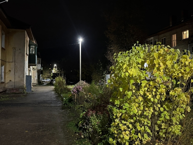 В Смоленской Сортировке полностью обновили освещение