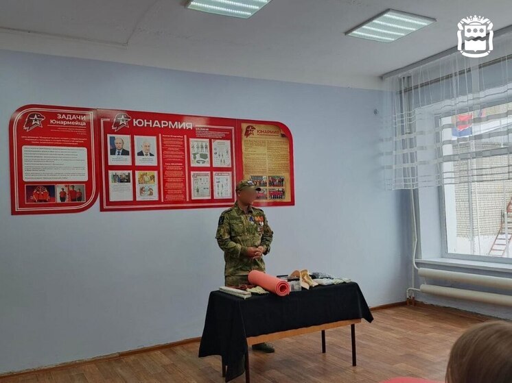 Урок тактической медицины для юнармейцев преподал боец СВО