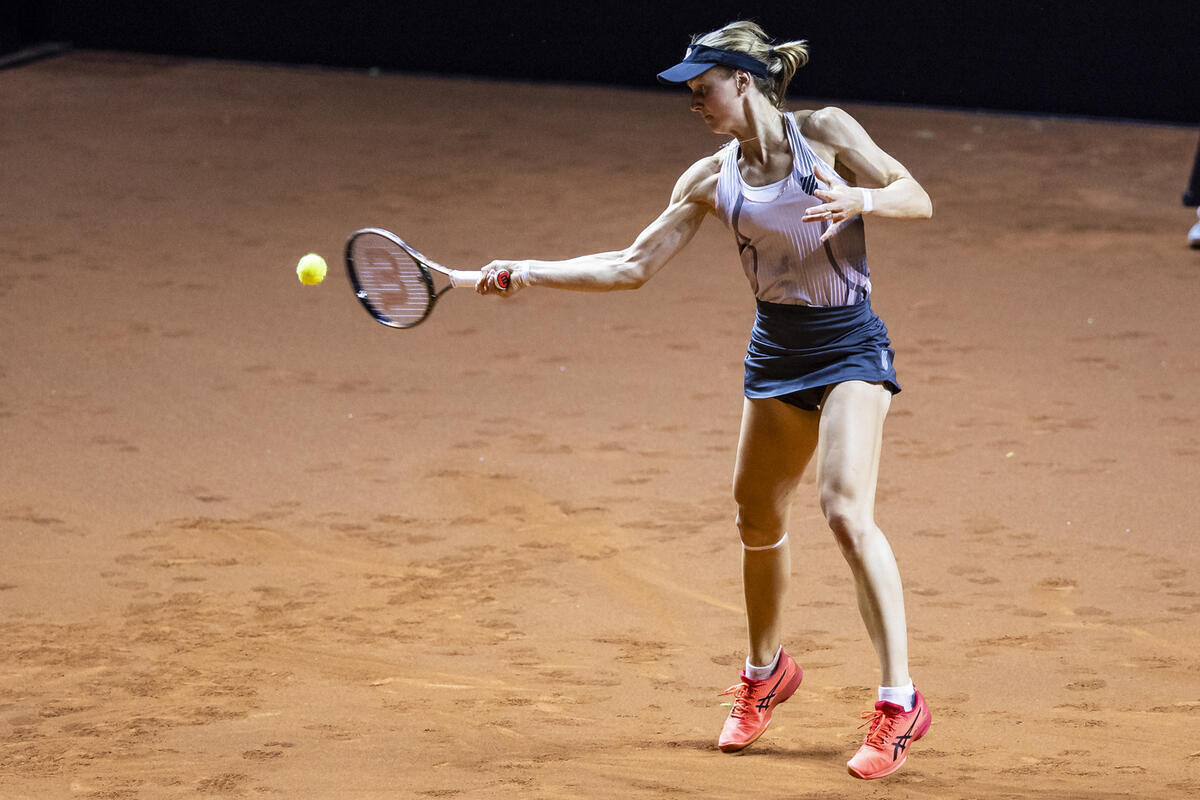 Самсонова вышла в финал турнира в Нинбо в парном разряде