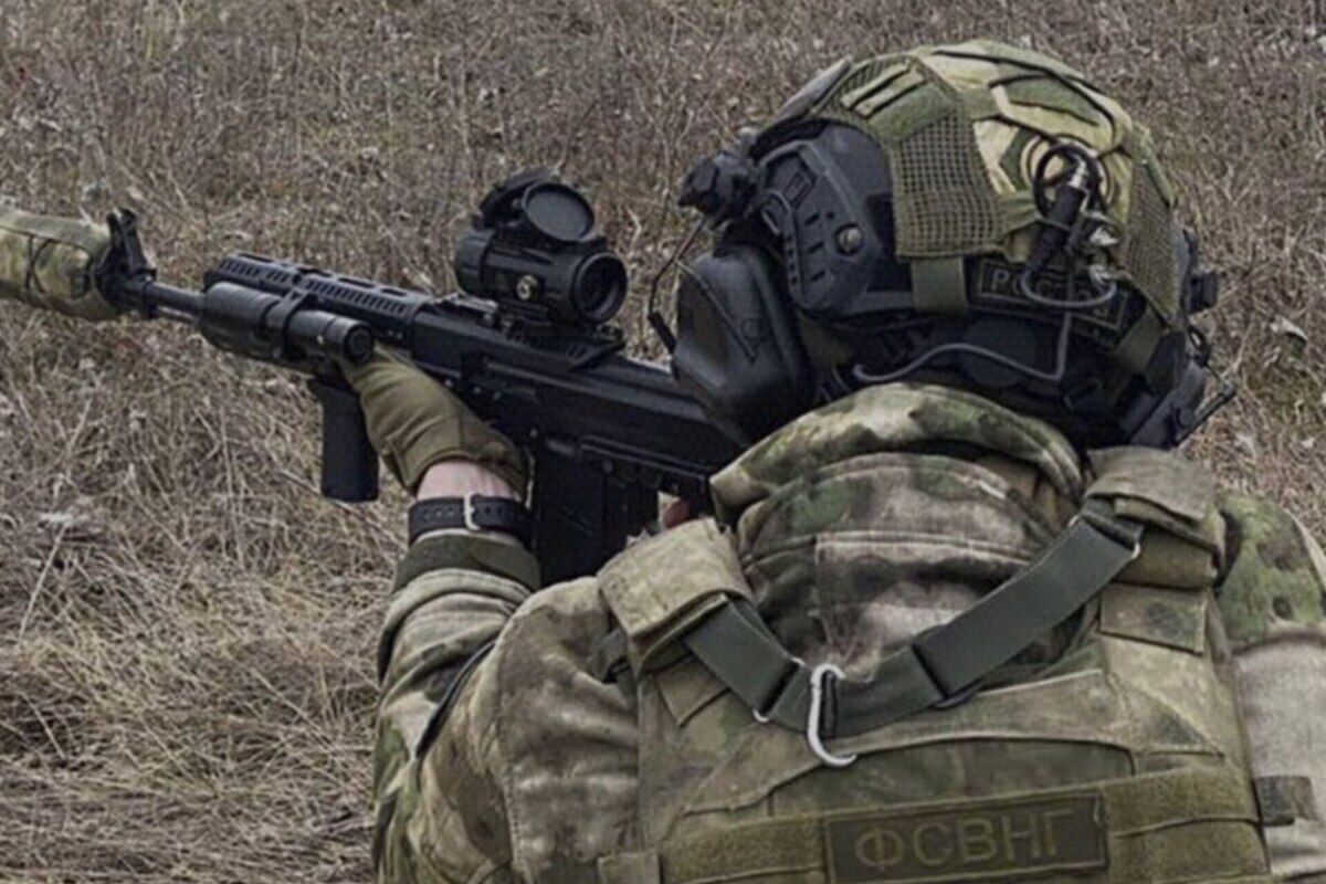 В центре Красноармейска боевики ВСУ сдаются в плен