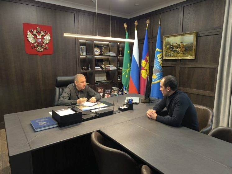 Депутат ЗСК Батырбий Панеш провёл приём граждан