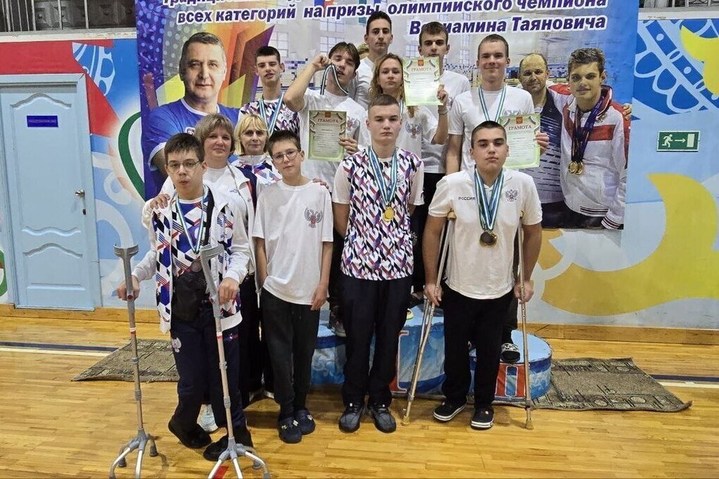 Сорок три медали завоевали дончане на Всероссийских соревнованиях по плаванию среди лиц с ПОДА