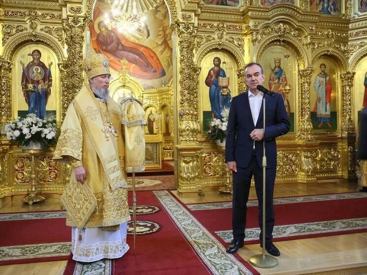 Губернатор Кубани Вениамин Кондратьев поздравил с днём рождения митрополита Василия