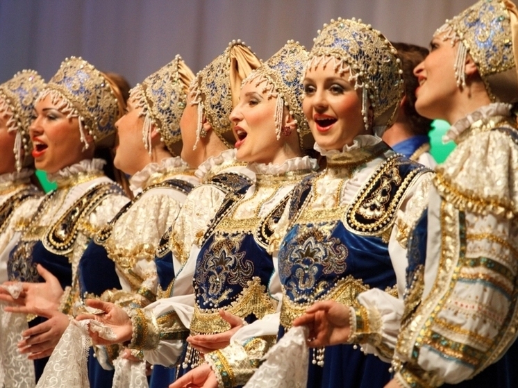 Омский русский народный хор выступил в эфире Первого канала