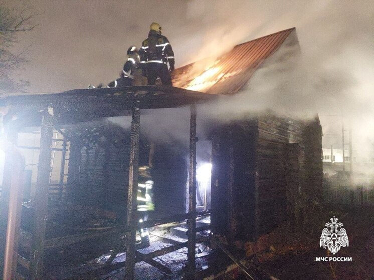 За сутки в Чувашии горела баня, пострадавших нет