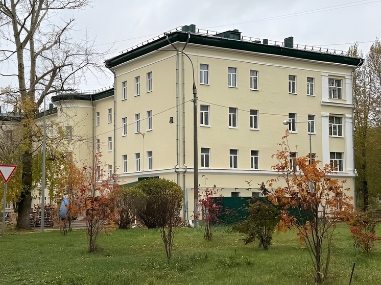 В Архангельской областной больнице продолжается капремонт центра инфекционных болезней