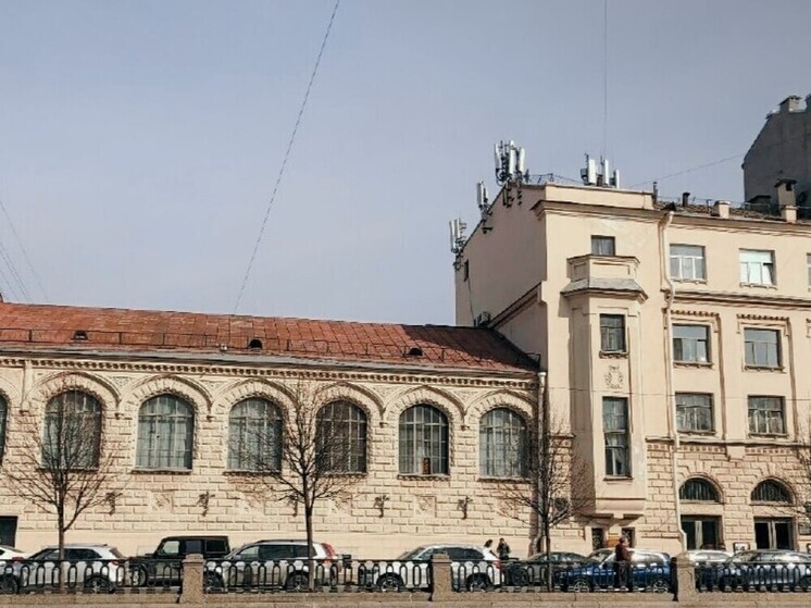 Манеж Половцовых получил статус памятника регионального значения