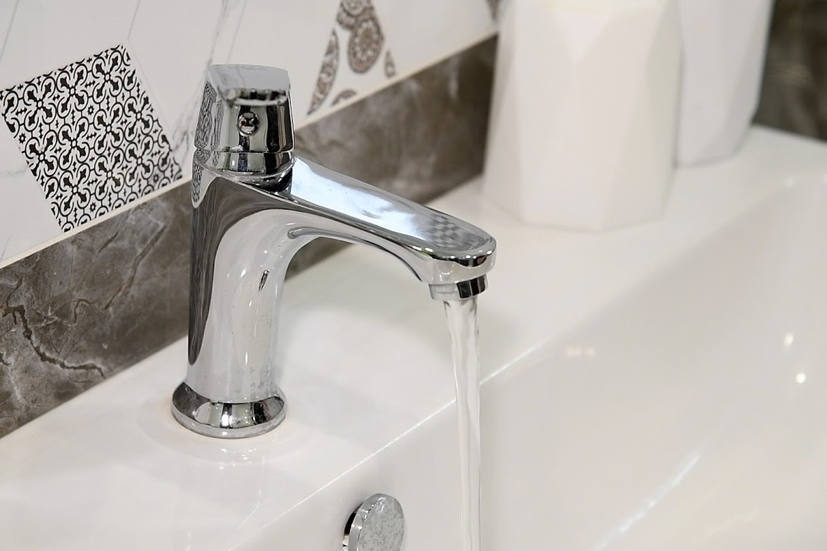 Ripristino dell'acqua potabile a Narimanov: un passo avanti per la comunità locale nella regione di Astrachan'