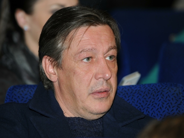 KP.RU: Михаил Ефремов приступит к съемкам в сериале в 2026 году