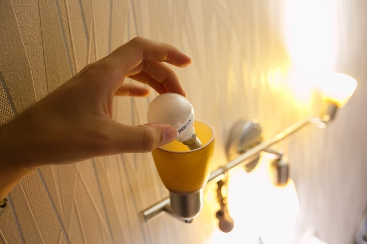 Interruzione della fornitura di energia elettrica a Volgograd: lavori di manutenzione programmata nei due distretti