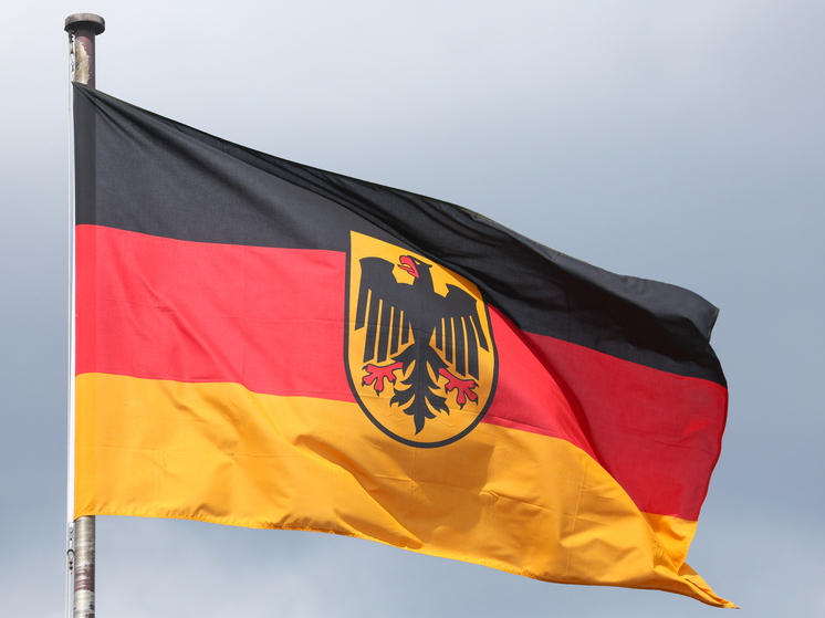 Bild: почти 70% жителей Германии выступили против выплаты пособий украинским беженцам