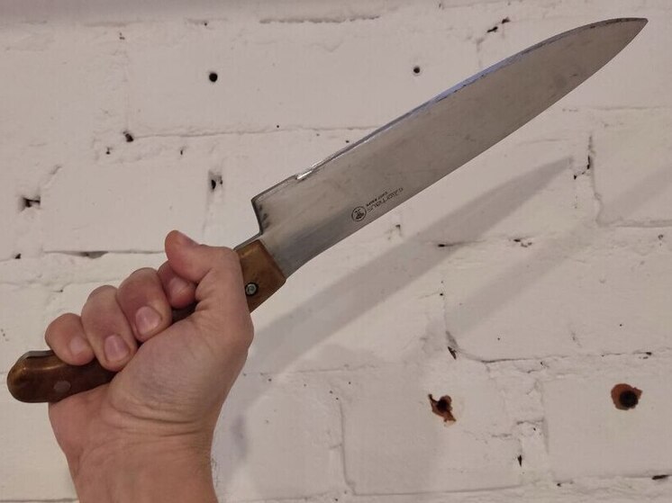 Черногорец пырнул своего коллегу ножом во время нетрезвых выяснений отношений