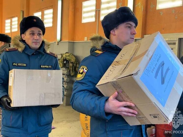 15 тонн гуманитарки отправили спасатели Ямала бойцам СВО