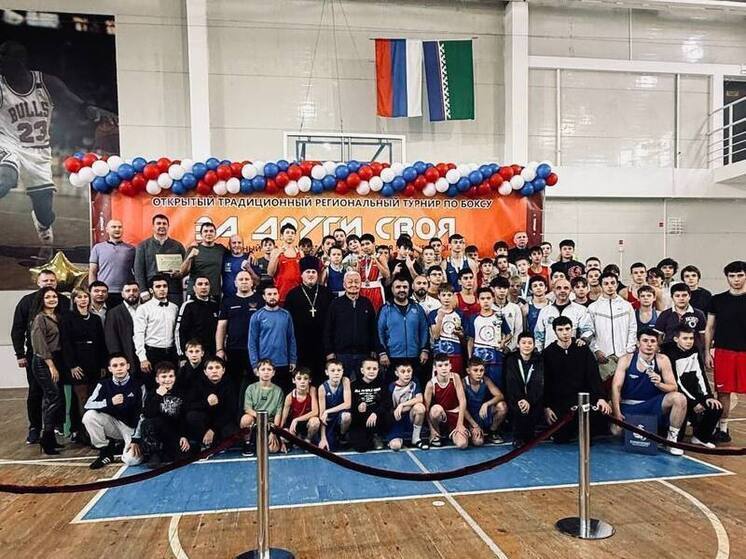 Тобольские боксеры одержали победу на турнире «За други своя»