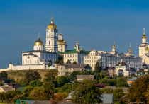   Духовный собор Свято-Успенской Почаевской лавры обратился ко всем православным Украины с советом провести 28, 29 и 30 октября в строгом посте и усиленной молитве