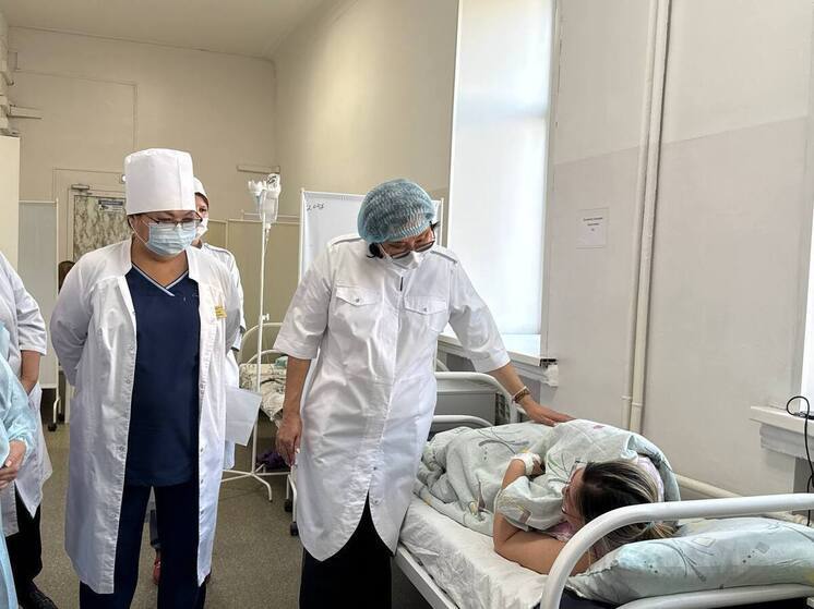 Число отравившихся в Улан-Удэ выросло до 49 человек