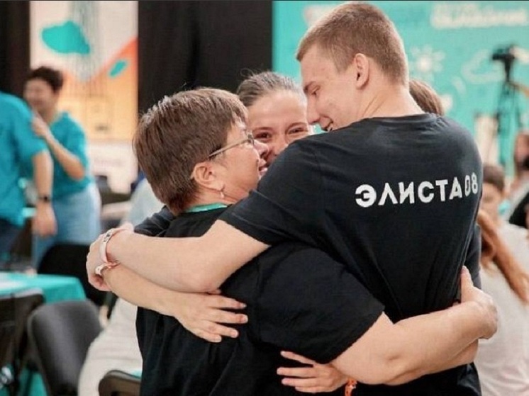 Семьи Калмыкии выступят в полуфинале конкурса «Это у нас семейное»