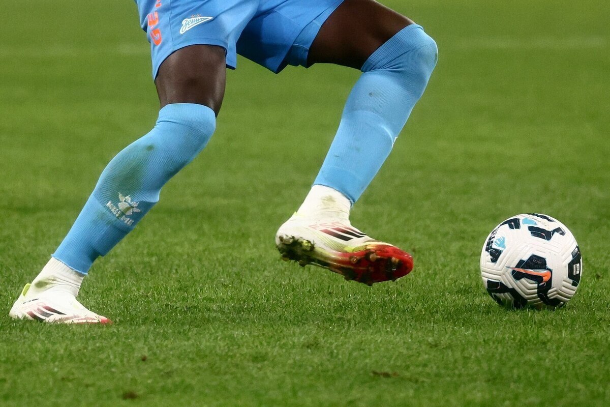 Infortunio di Mateo Cassierra: il tecnico del Zenit Semak commenta la sostituzione nella partita contro il Sochi