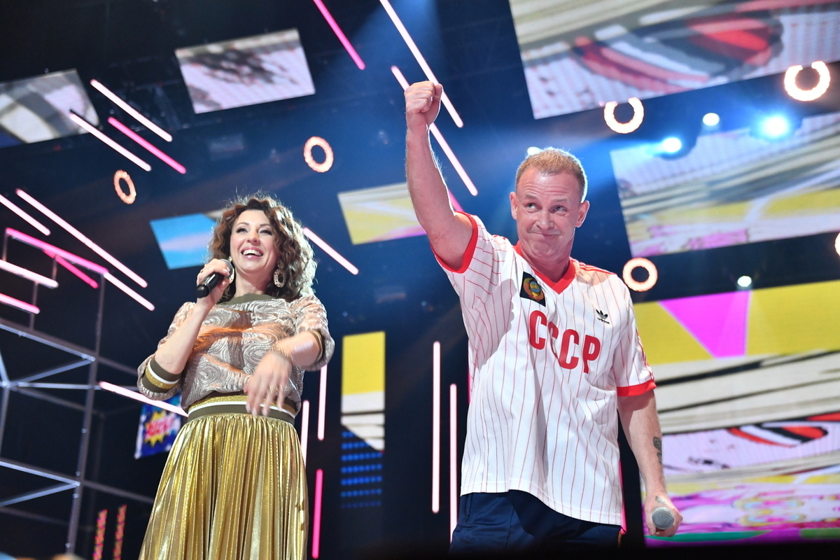 Artisti superstiti del cancro creano un memoriale per il figlio in caso di morte, un atto di amore e responsabilità