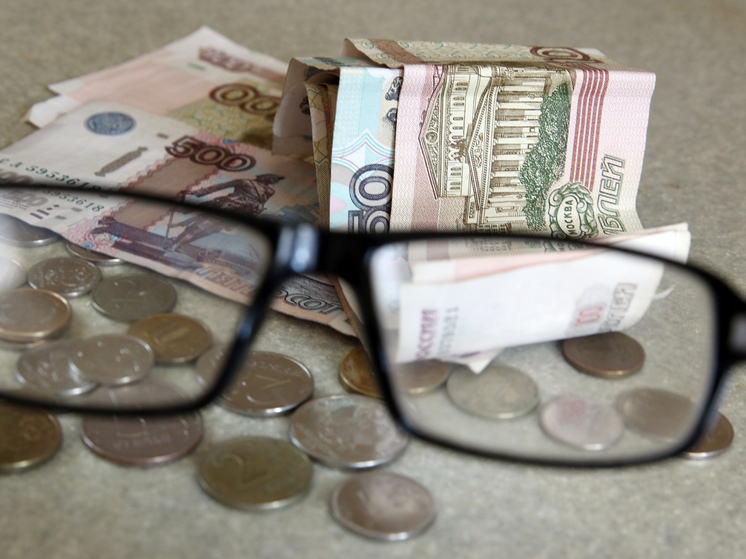 Депутат Говырин: пенсии в ноябре 2025 года выплатят досрочно из-за праздников