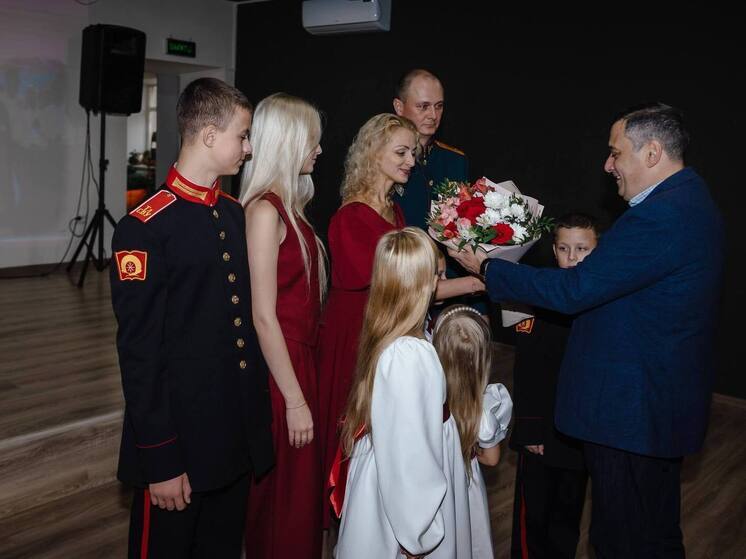 Курская семья Тенёткиных победила во Всероссийском конкурсе «Семья года»