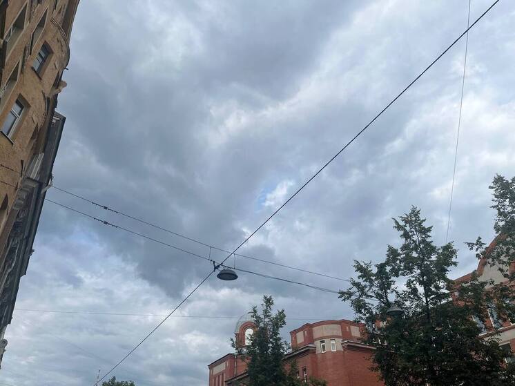 Облака не дадут Петербургу стать теплым