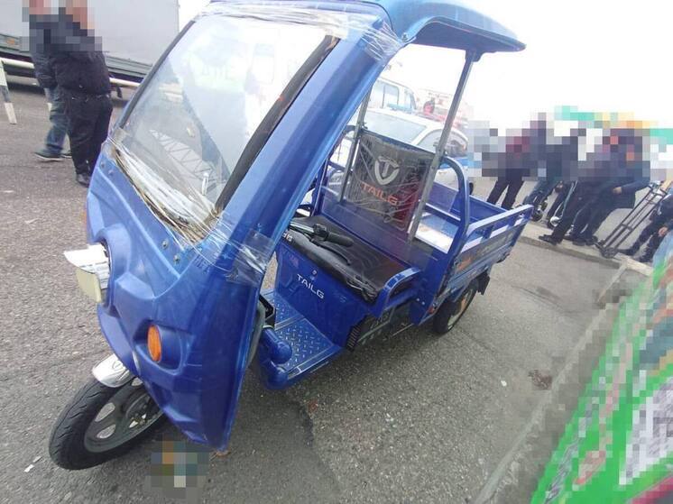 В Предгорном округе водитель мопеда насмерть сбил пенсионерку на рынке «Лира»