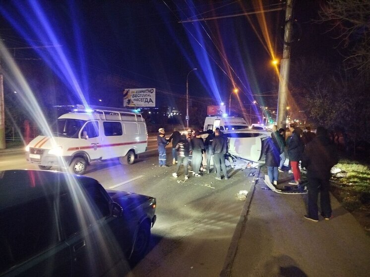 Спасатели ликвидировали последствия ДТП на улице Луначарского в Пензе