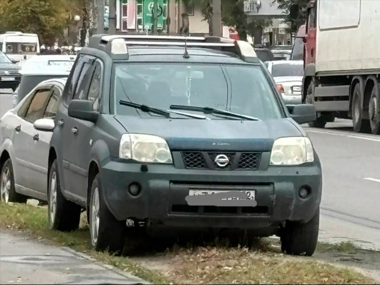 В Брянске наказали нарушителей правил парковки