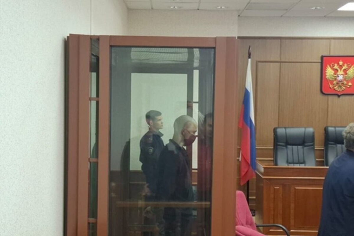 Зарезавшего двух бездомных 22-летнего россиянина посадили на 17 лет