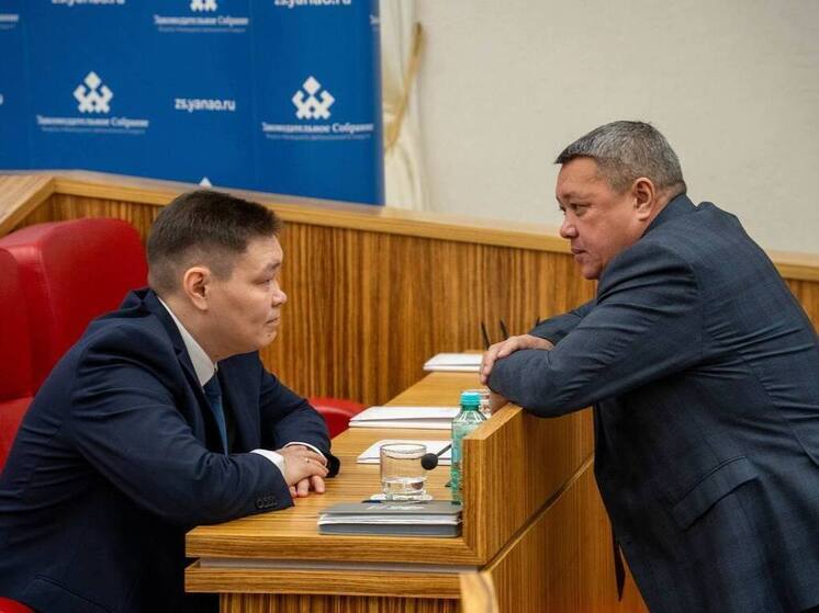 Участник программы «Герои Ямала» приступил к стажировке в парламенте ЯНАО