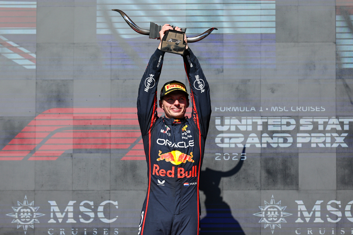 Макс Ферстаппен победил на Гран-при Америки и попробует побороться за пятый титул чемпиона мира