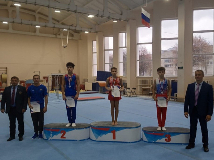 Туляк Никонов выиграл бронзу на первенстве ЦФО по гимнастике