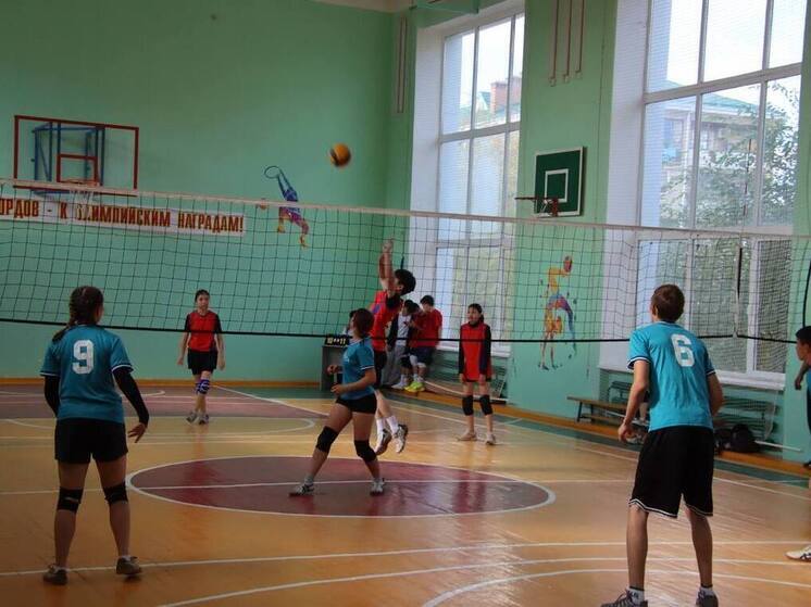 В Калмыкии определили лучших волейболистов для федерального этапа