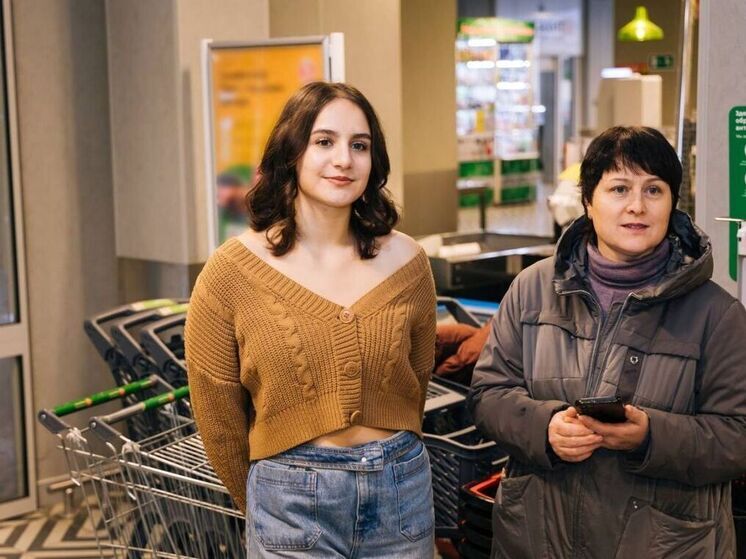  Девушка уже построила маршрут по храмам, музеям и местам современной культуры Японии