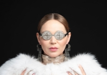  

Концерт знаменитого якутского этно-музыканта Олены УУТАй (UUTAi) заставил псковичей вспомнить всё